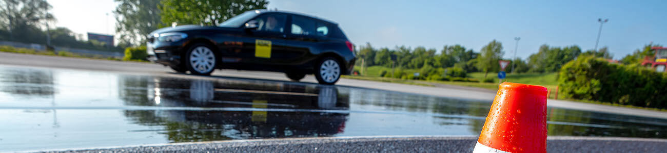 ADAC Banner: Fahrsicherheitstraining buchen